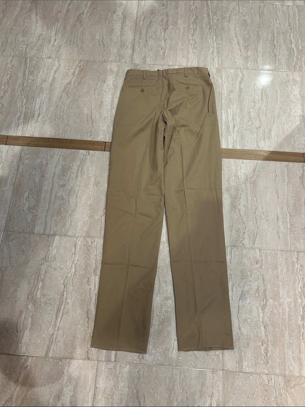 Land’s End Men's Traditional Fit Plain Front Chino Pants with pockets - khaki - Picture 3 of 5